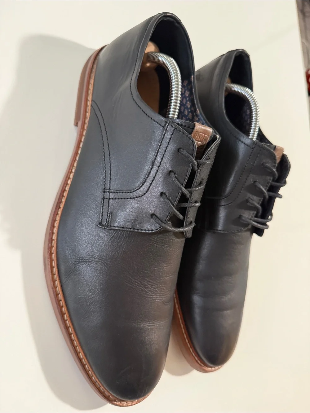 Ben Sherman Black Leather Derby Shoes with Brown Trim Sz 13